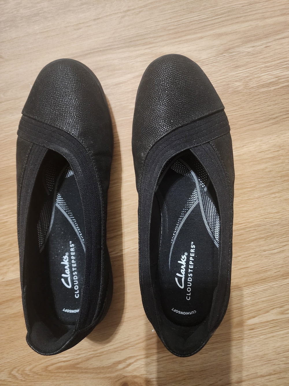 Clarks Black Women's Slip-On Ballet Flats